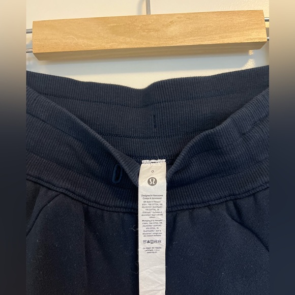 Lululemon Sweatsuit Scuba (pants sz 0, hoodie sz xs) - Picture 6 of 8